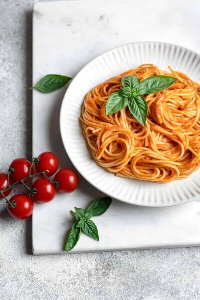 Easy Spicy Spaghetti Arrabbiata