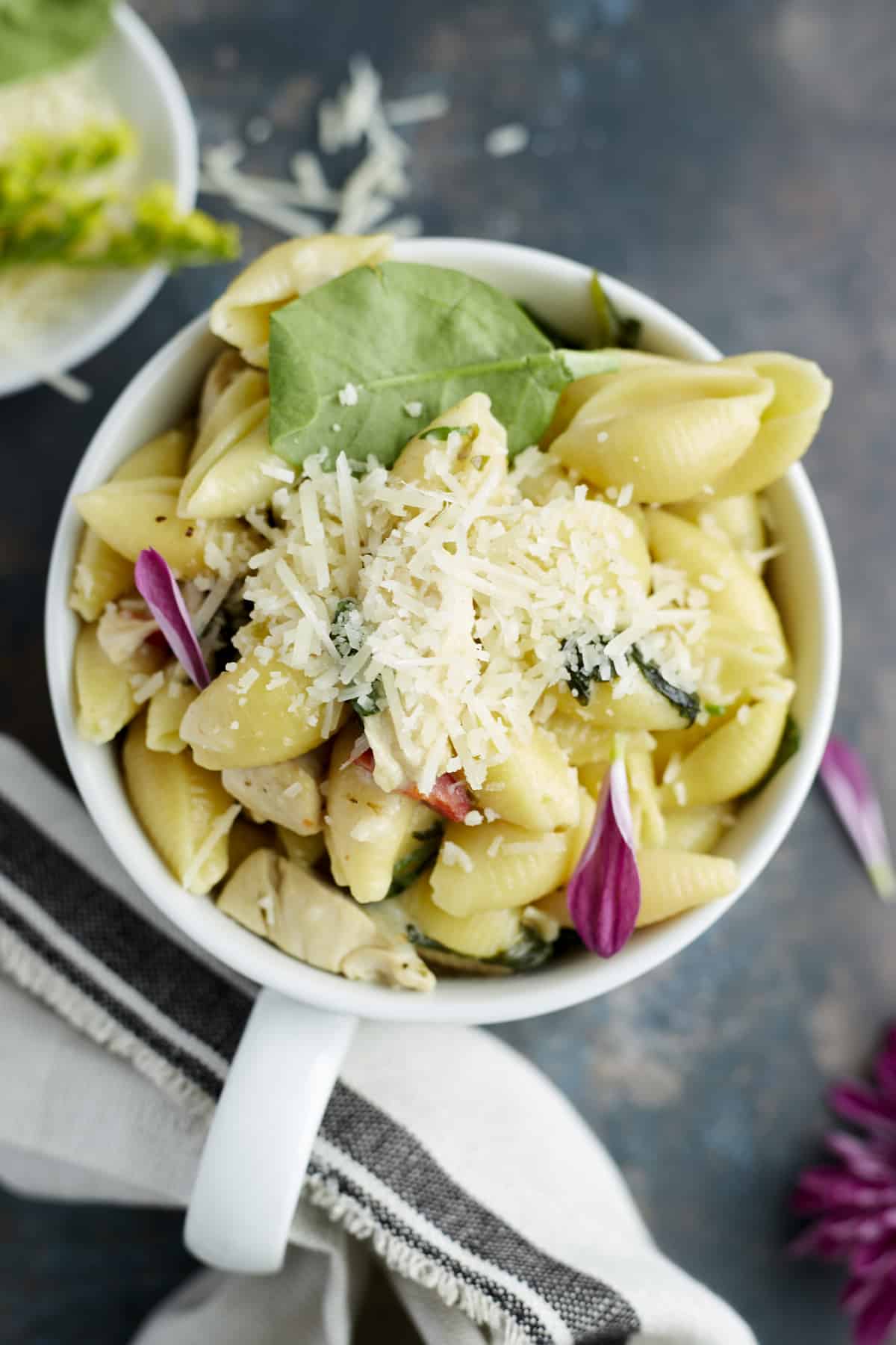 https://www.fooddolls.com/wp-content/uploads/2021/12/One-Pot-Creamy-Tuscan-Pasta1571.jpg