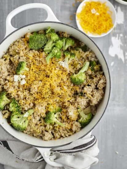 a pot full of broccoli and cheese chicken