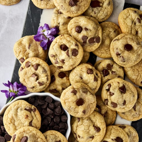 Mini Chocolate Chip Cookies Pop-ably Good