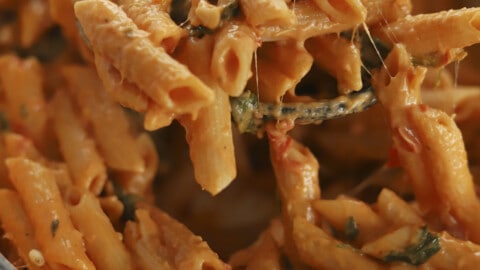 One Pot Sun-Dried Tomato Pasta - Food Dolls