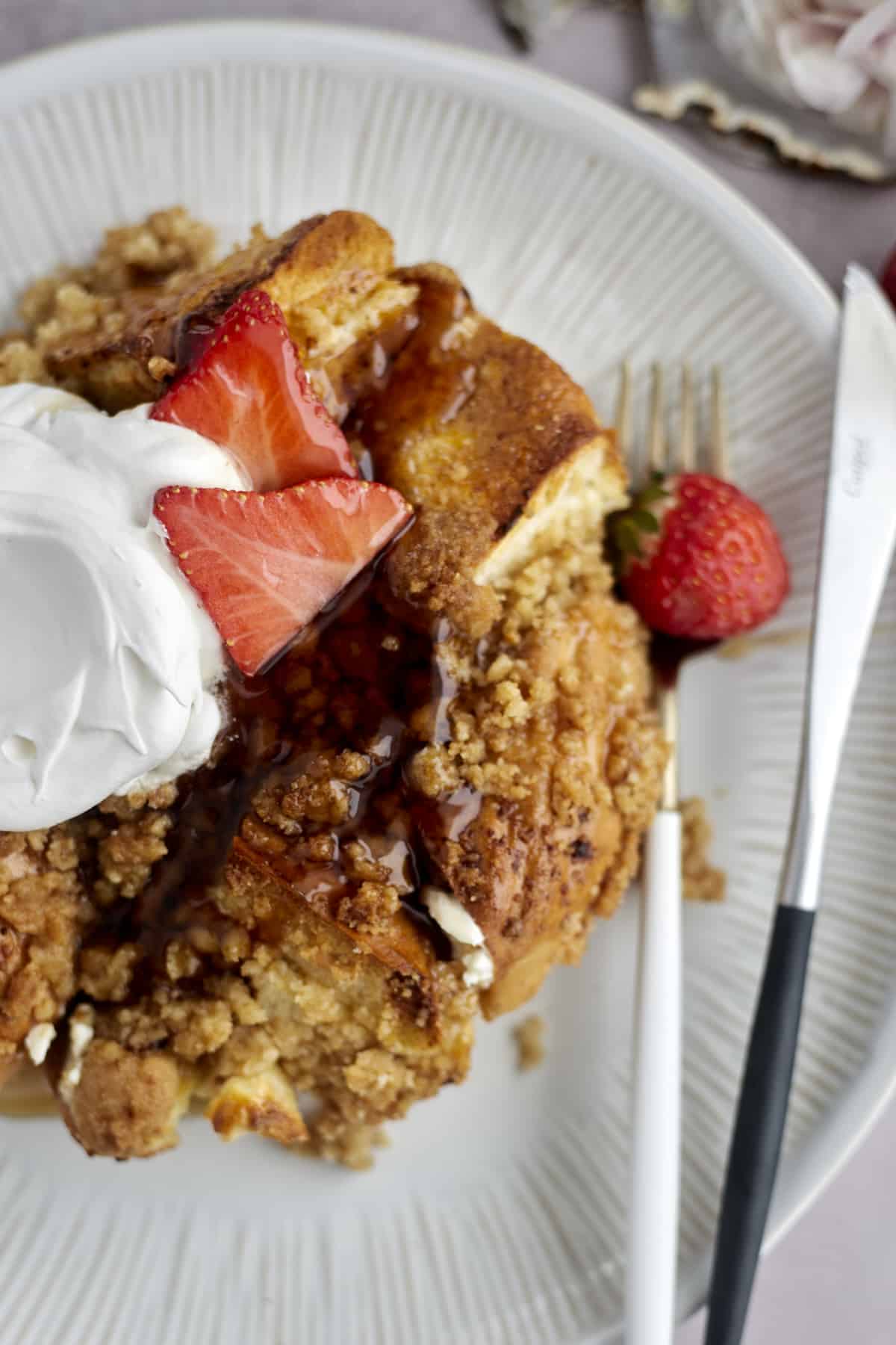 cinnamon crunch bagel french toast casserole