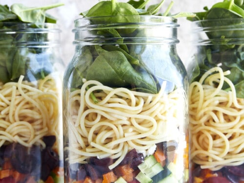 https://www.fooddolls.com/wp-content/uploads/2023/04/Greek-Spaghetti-Salad15723-500x375.jpg