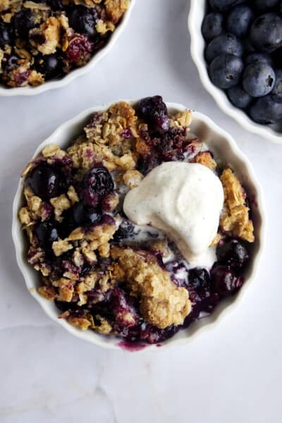 Blueberry Crisp Recipe (Easy) - Food Dolls