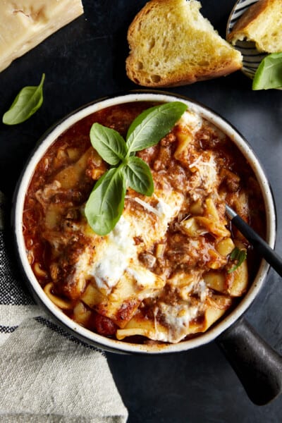 Crockpot Lasagna Soup (Quick & Easy) - Food Dolls