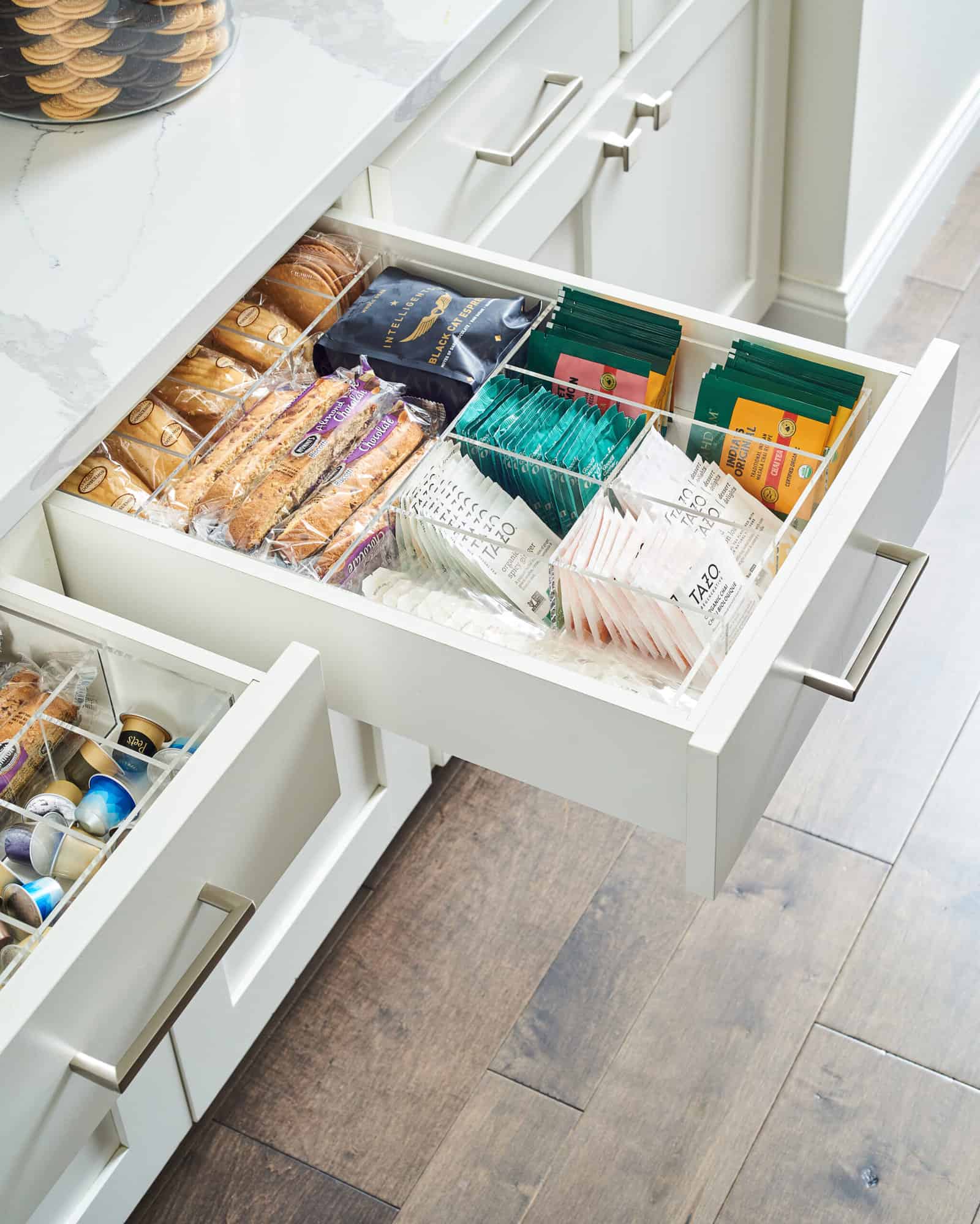 Amazing Transformation: From old drawer to kitchen space saving