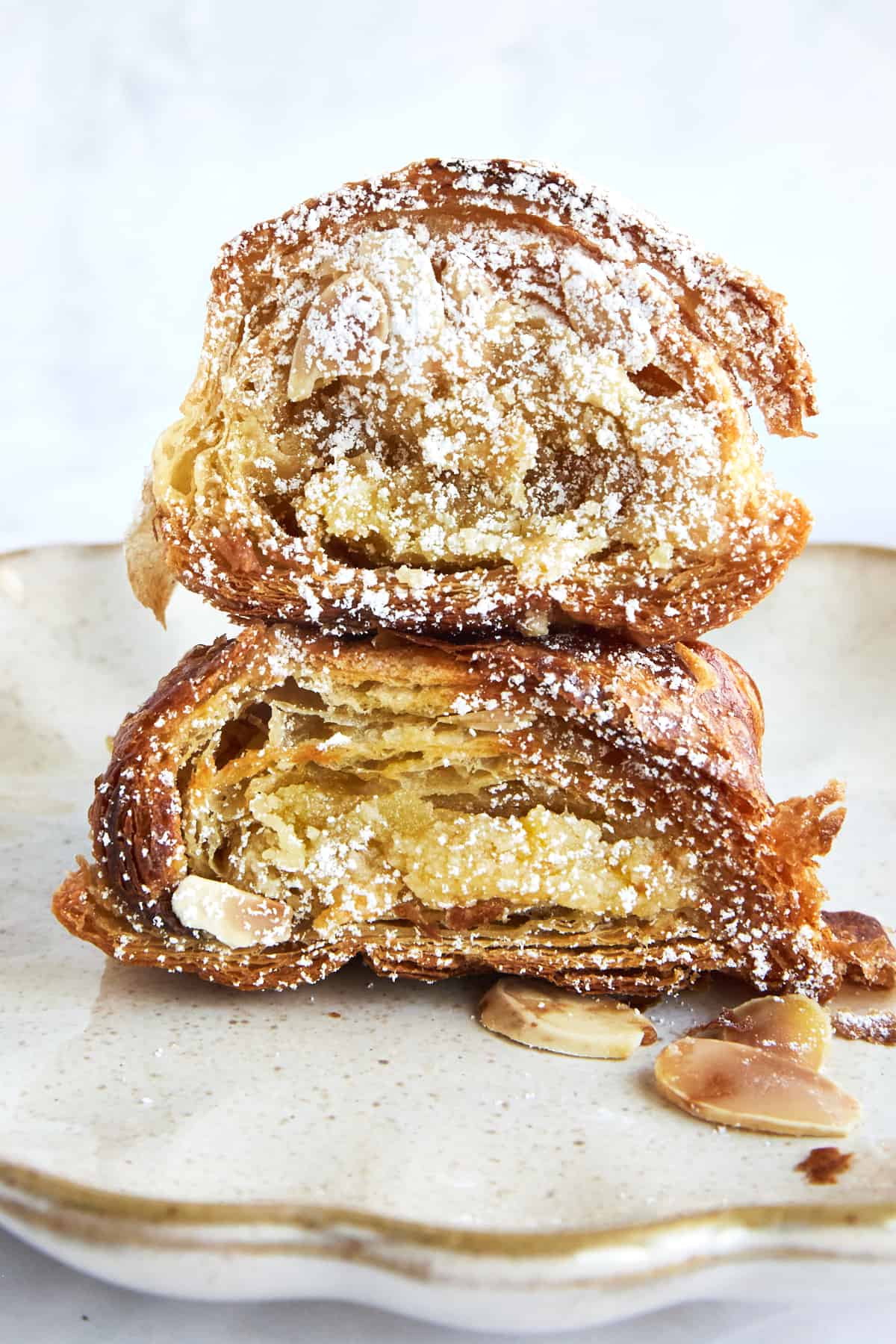 https://www.fooddolls.com/wp-content/uploads/2023/11/Almond-Crossiant-French-Toast2794.jpg