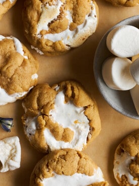 Baked fluffernutter cookies.