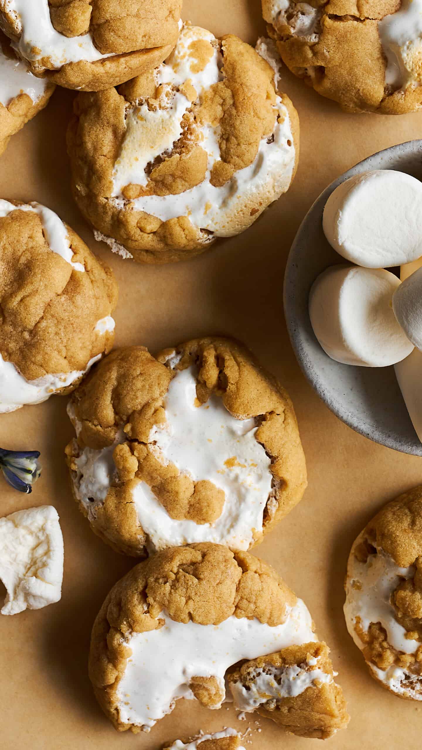 Baked fluffernutter cookies.