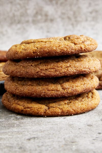 Soft and Chewy Gingerbread Cookies - Food Dolls