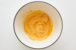 Hummus marinade in a bowl.