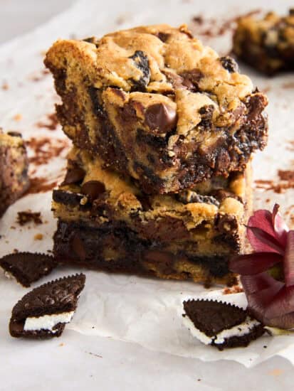 Two stacked Oreo brookie bars.